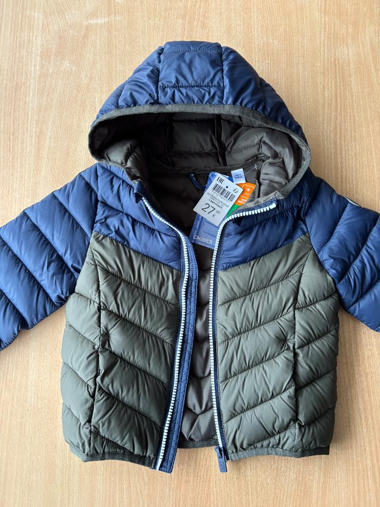 Veste neuf garcon Okaidi pour 4ans(104cm) mi-chaud, Enfants & Bébés, Neuf, Garçon, Enlèvement, Pull ou Veste