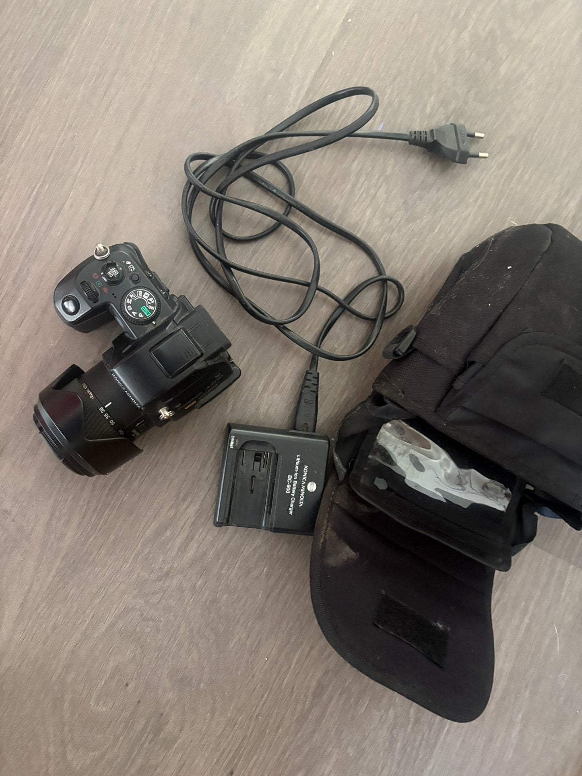Konica minolta Dimage A200 met hoesje en oplader, Ophalen of Verzenden