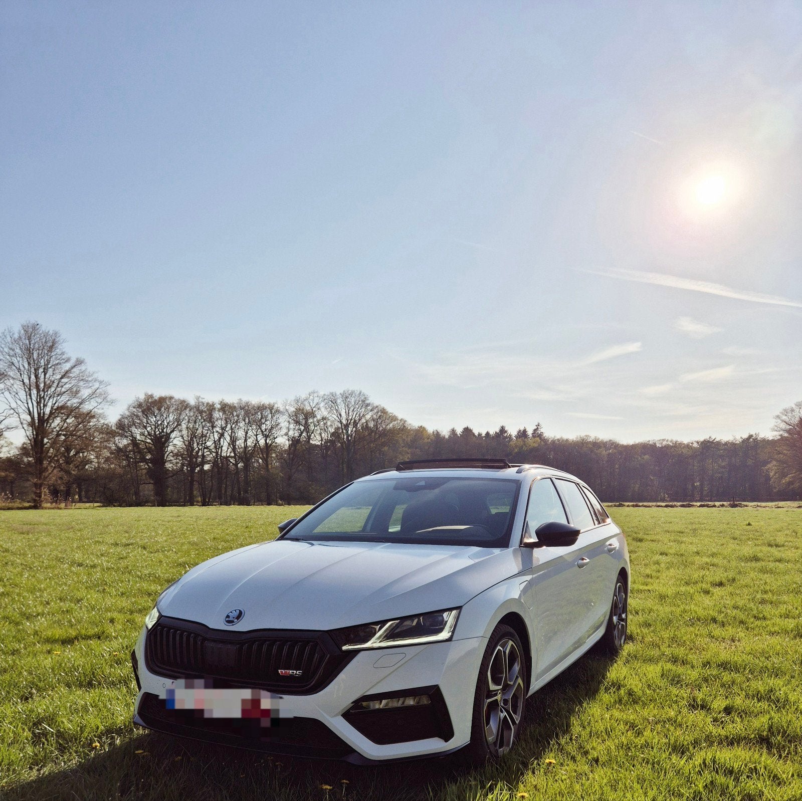 SKODA OCTAVIA iV RS — 2021 — OPTION COMPLÈTE - TAXE FAIBLE, Autos, Skoda, Achat, Noir, 5 portes, Break