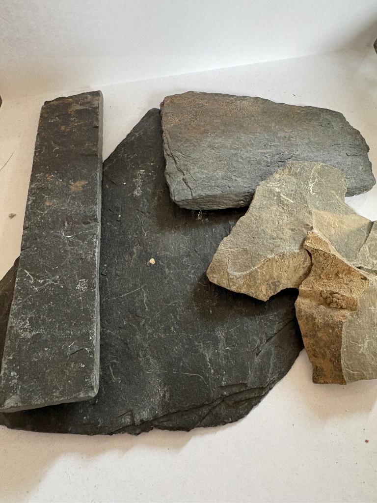 Leisteen en kleisteen voor in aquaria, Ophalen, Mineraal