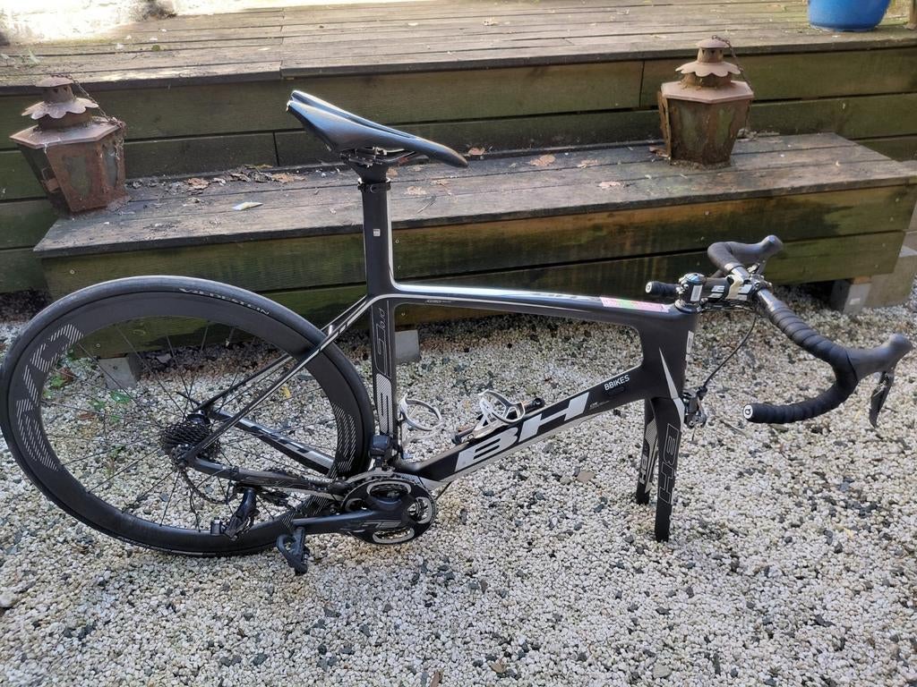 Velo de route: cadre carbone  +  roues carbones, Enlèvement, Carbone