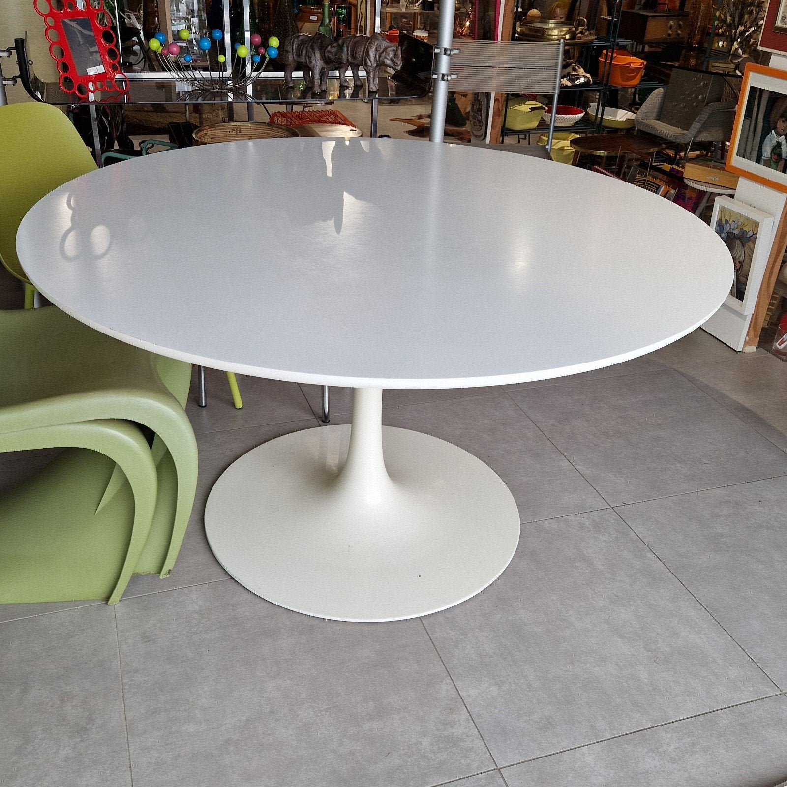 tulip tafel Arkana met extra groot blad en tafelkleed, Antiek en Kunst, Ophalen of Verzenden