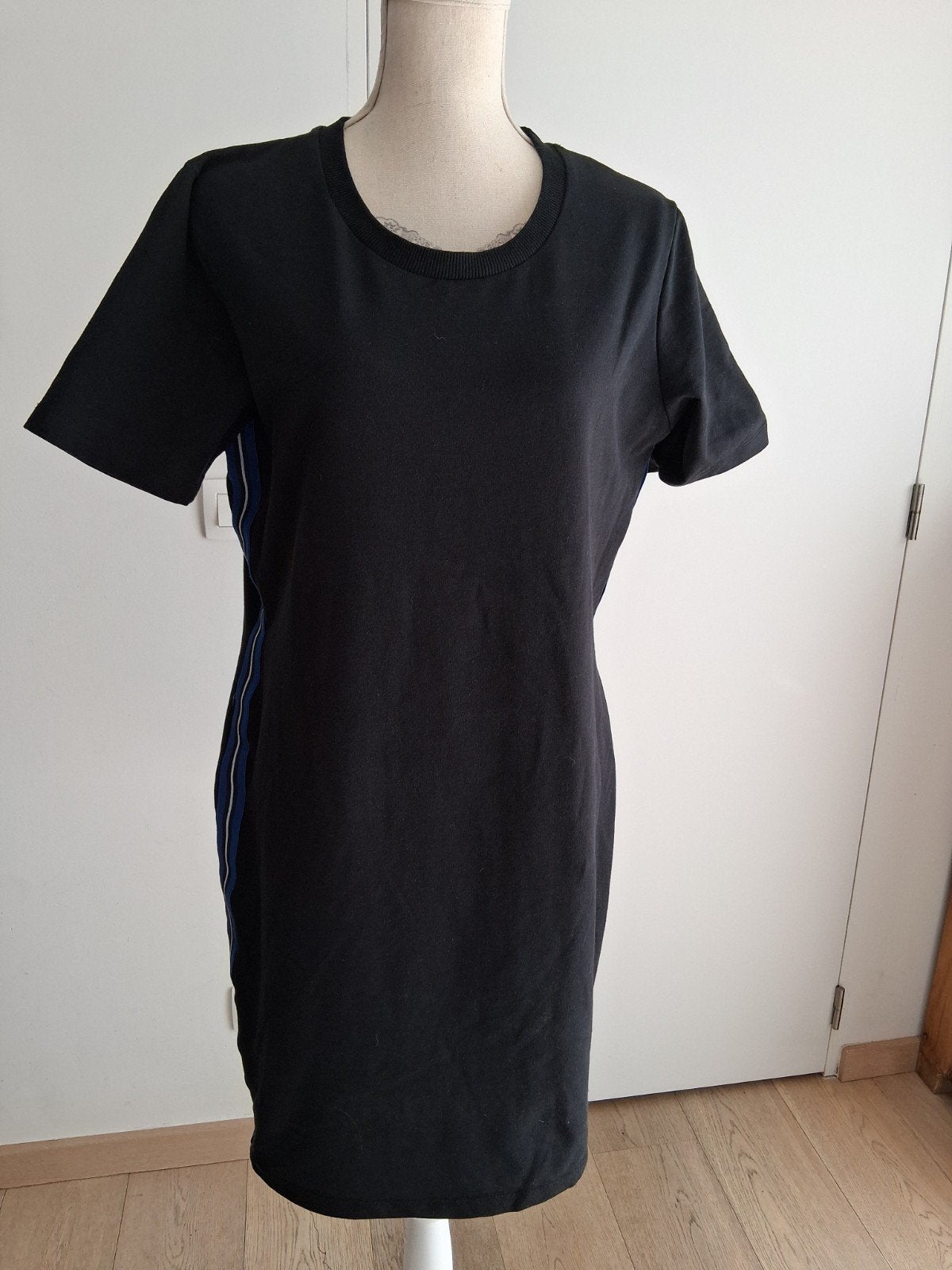 zwart kleedje - maat M, Kleding | Dames, Jurken, Ophalen of Verzenden, Maat 38/40 (M), Zwart