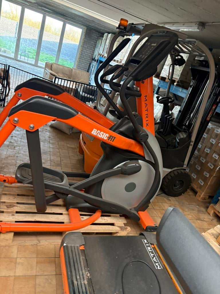 Crosstrainer matrix, Ophalen, Zo goed als nieuw