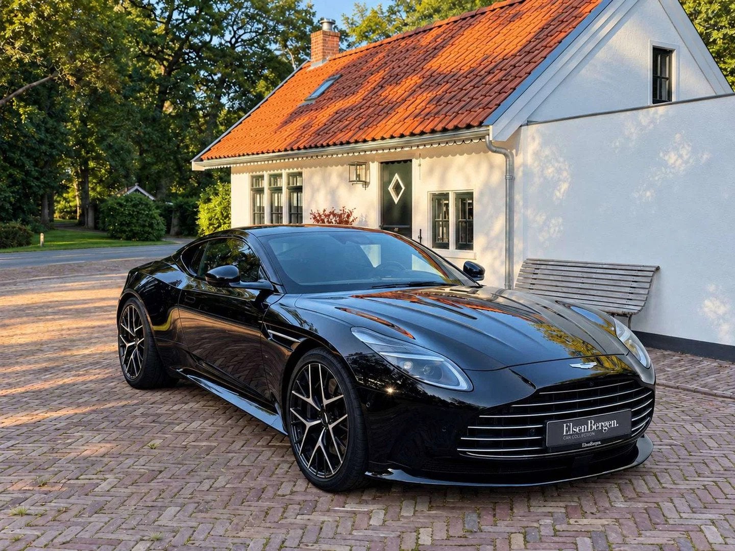 Aston Martin DB DB12 (automatique), Autos, 500 kW, Achat, 3996 cm³, Entreprise