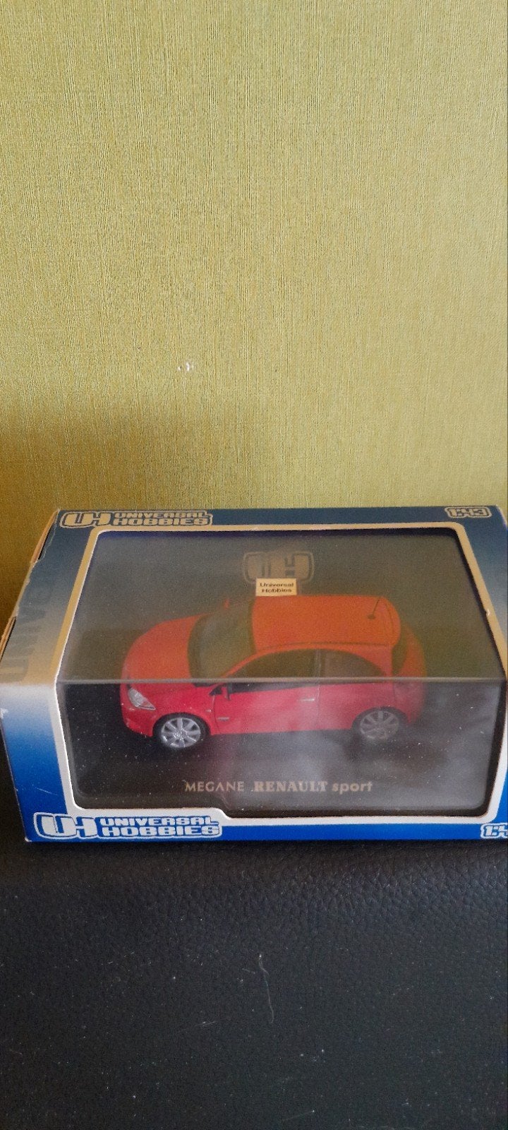 Renault Megane rs, Hobby en Vrije tijd, Modelauto's | 1:43, Ophalen of Verzenden, Nieuw, Auto, Universal Hobbies
