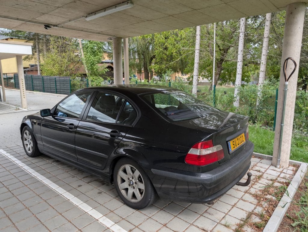 BMW 320d E46 Facelift | Cuire | Clim | Régulateur de vitesse, Autos, Cuir, Volant multifonction, Boîte manuelle, Noir