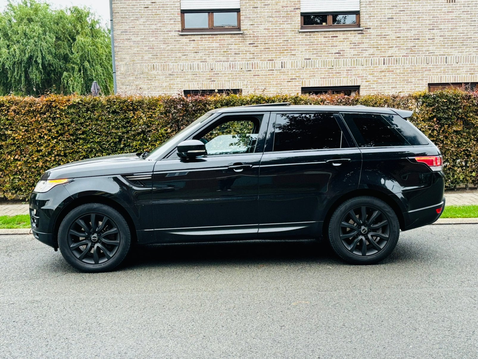 RANGE ROVER SPORT 2015 FULL OPTION, Auto's, Automaat, Dealer onderhouden, Zwart, Zwart