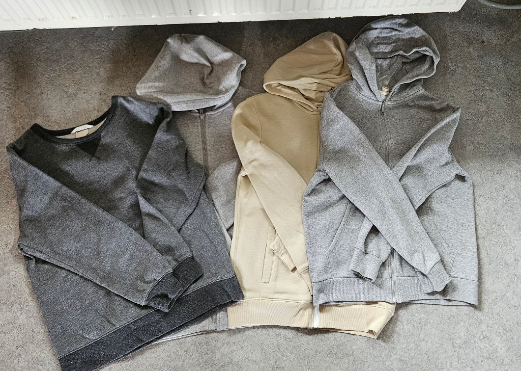 Ensemble lot de vêtements pull sweat gris beige H&M, Enfants & Bébés, Garçon, Enlèvement ou Envoi, Ensemble, H&M