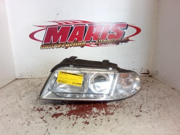 Koplamp links van een Audi A4, Gebruikt, -, -, Audi