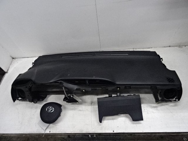AIRBAG SET Toyota Yaris III (P13) (01-2010/09-2020), Gebruikt, Kundenbetreuung@toyota.de, Toyota, Toyota-Allee 2
50858  Köln, DE