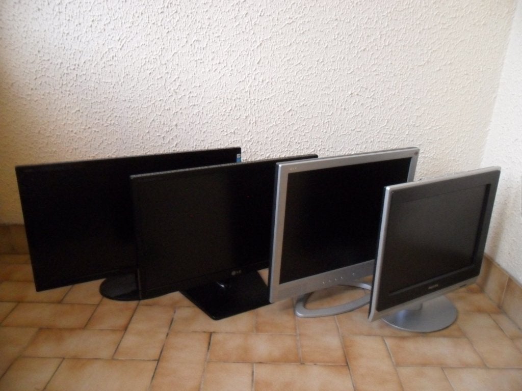 Ecran TV / PC, Enlèvement, DVI, Haut-parleurs intégrés