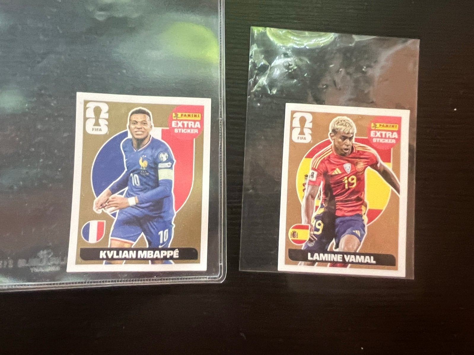 Gouden Kylian Mbappé, en bronze Lamine Yamal panini sticker, Ophalen of Verzenden, Nieuw, Sport