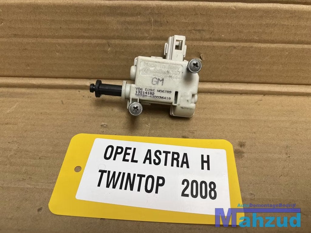 OPEL ASTRA H Twintop achterklep motor 13214182 2004-2010, Autos : Pièces & Accessoires, Opel Automobile GmbH, Opel, Bahnhofsplatz 1
65423  Russelsheim am Main, DE