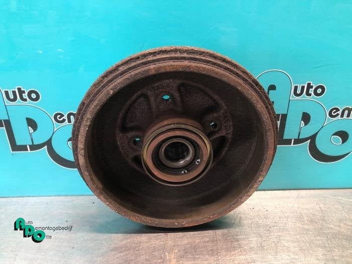 Tambour de frein arrière d'un Opel Agila (Agila 08-), -, Opel, 3 mois de garantie, Utilisé