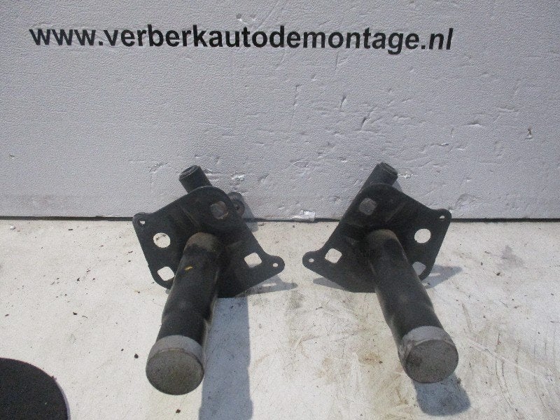 BUMPER SCHOKDEMPER VOOR BMW 5 serie Touring (E39), Gebruikt, BMW, Petuelring 130
80809  München, DE, Bayerische Motoren Werke AG