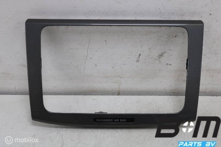 Radio afdekking VW Passat B6 3C0858069M, Auto-onderdelen, Gebruikt