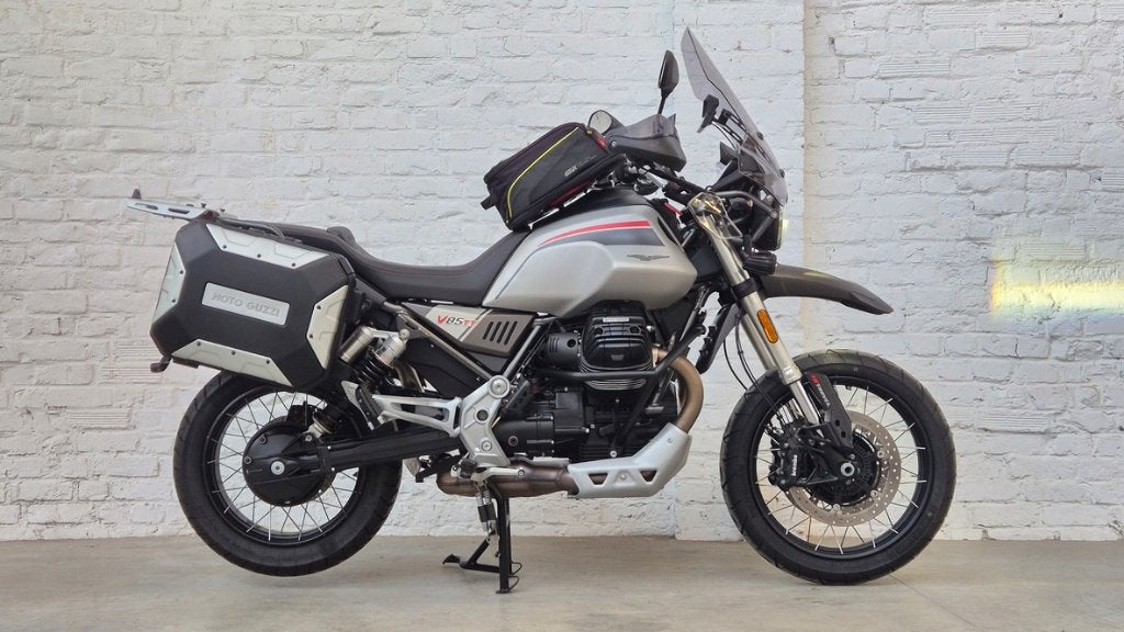 Moto Guzzi V85 TT Travel 2022 Option complète @motomobilia, Motos, Permis Moto A, Tourisme, Entreprise, Occasion