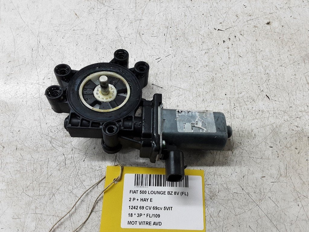 MOTOR RAAMMECHANIEK RECHTS VOOR Fiat 500 (312), FCA Germany GmbH, Gebruikt, IPC D1-09 Bahnhofsplatz
65423  Rüsselsheim am Main, DE