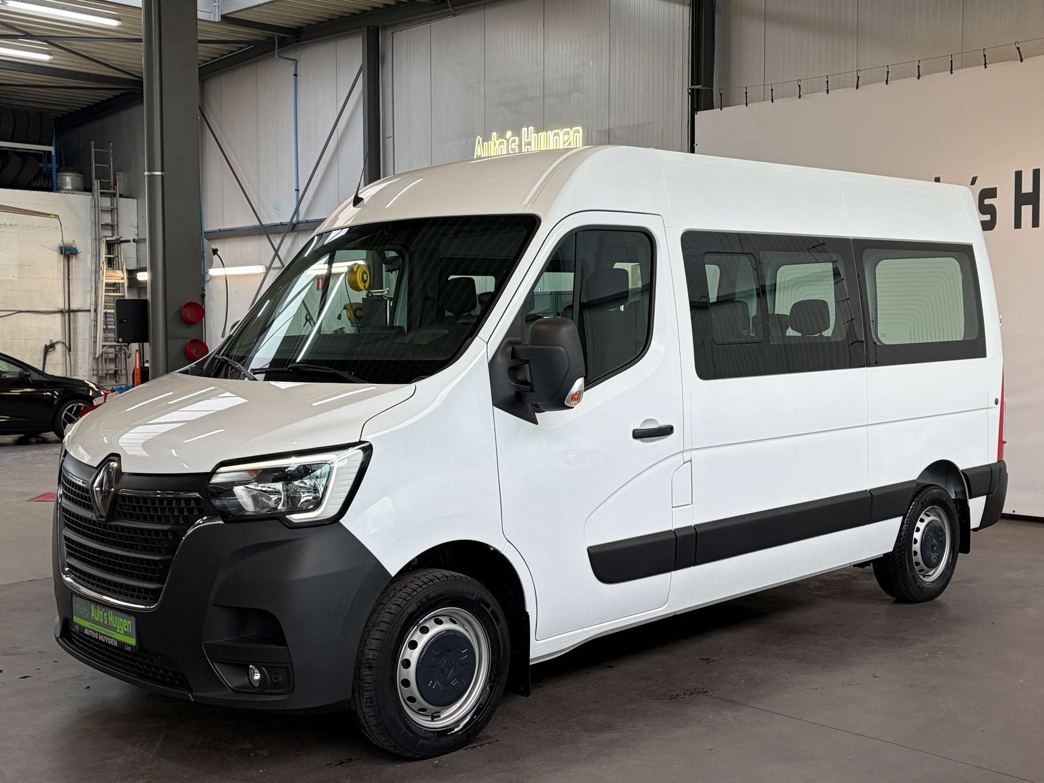 Renault Master 2.3 dCi 35 L2H2 met 9 plaatsen, Autos, 145 ch, Achat, Euro 6, Entreprise