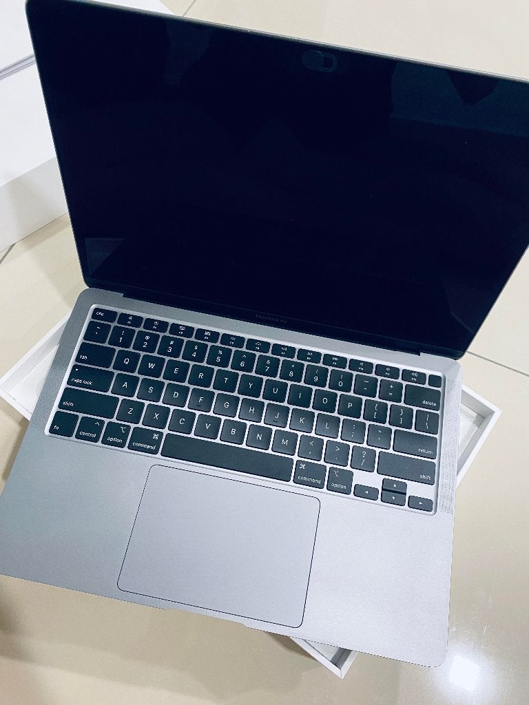 Apple MacBook air 2019 8 GB 128 GB SSD Space gray, Ophalen, Zo goed als nieuw, Apple