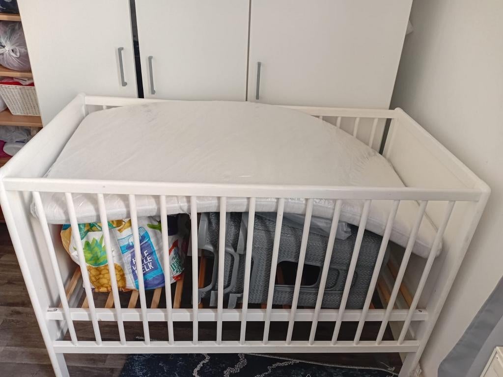 Kinderbed, Ophalen, Zo goed als nieuw, Lattenbodem