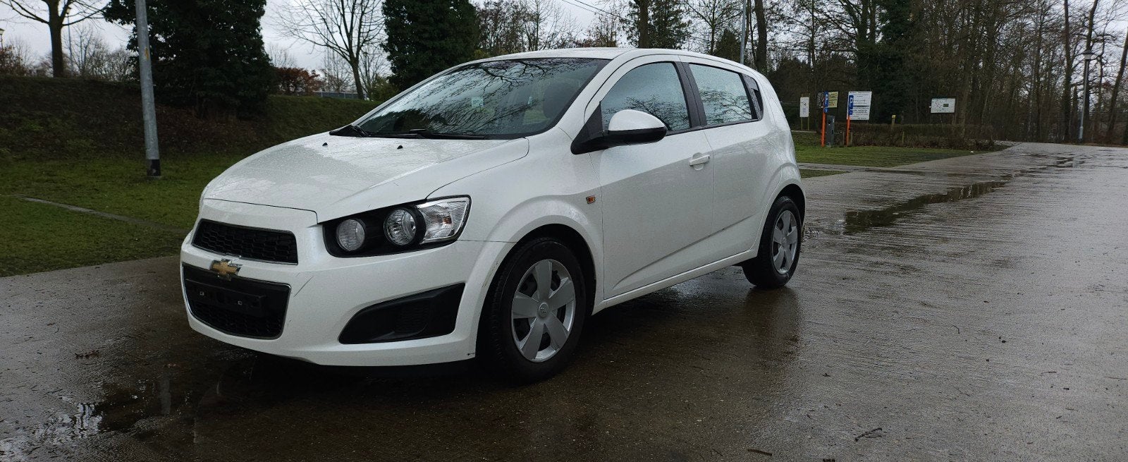 Chevrolet Aveo 1.2 Benzine Bj.2013 Met 107.000 Km. Garantie, Auto's, Chevrolet, Voorwielaandrijving, Stof, 1229 cc, Wit