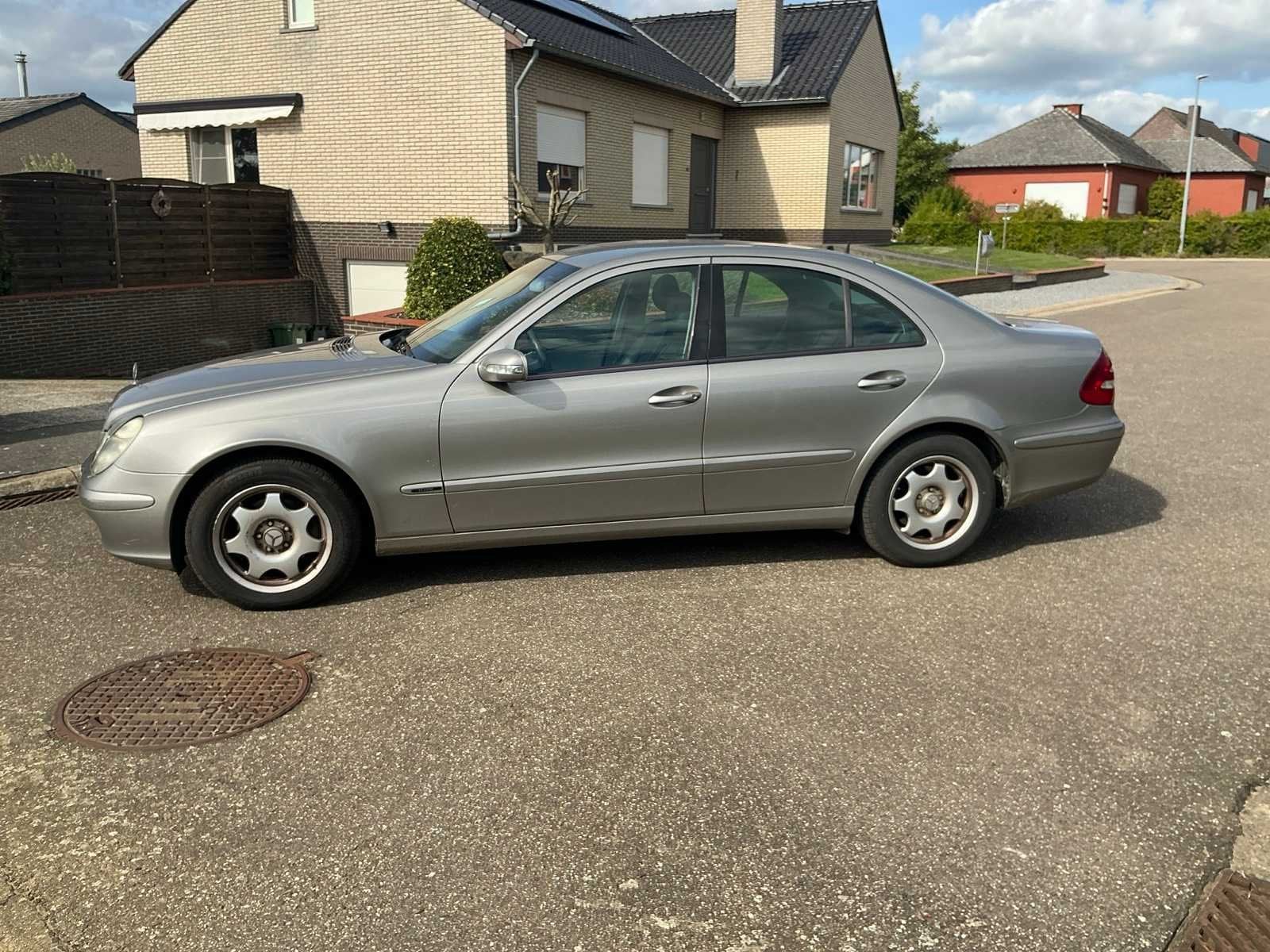 2004 Mercedes-Benz E200CDI Personenauto, Auto's, Gebruikt, Bedrijf, Te koop, Euro 3