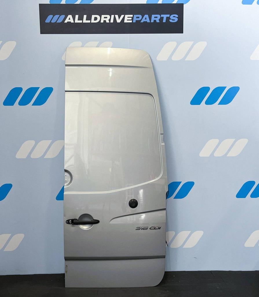 Achterdeur rechts Mercedes Sprinter W906 Grijs A9067400105, Auto-onderdelen, Carrosserie, Deur, Achter, Rechts, Gebruikt, Ophalen of Verzenden