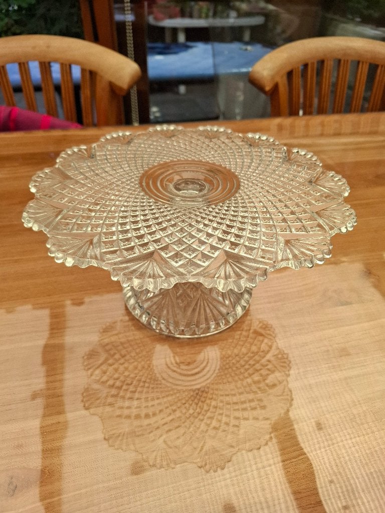 Présentoir à gâteaux en cristal Val Saint Lambert Belgique, Enlèvement