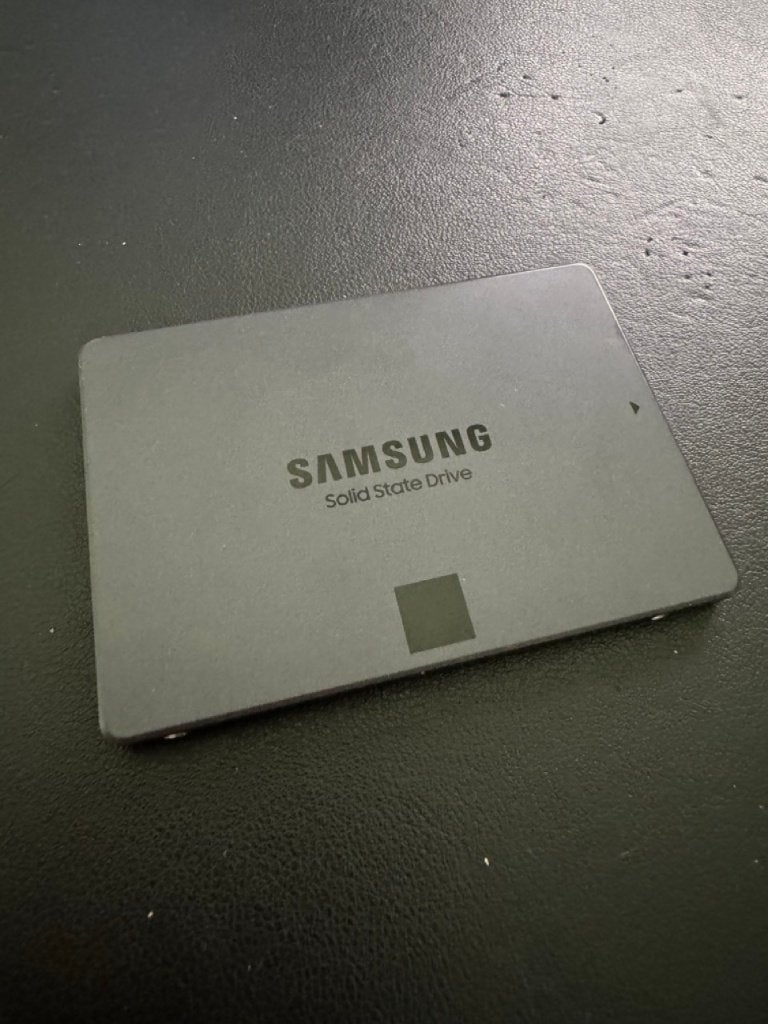 SSD Samsung 870 QVO 2TB - 2 stuks verkrijgbaar, Computers en Software, Harde schijven, Ophalen, 2TB, Gebruikt, SSD