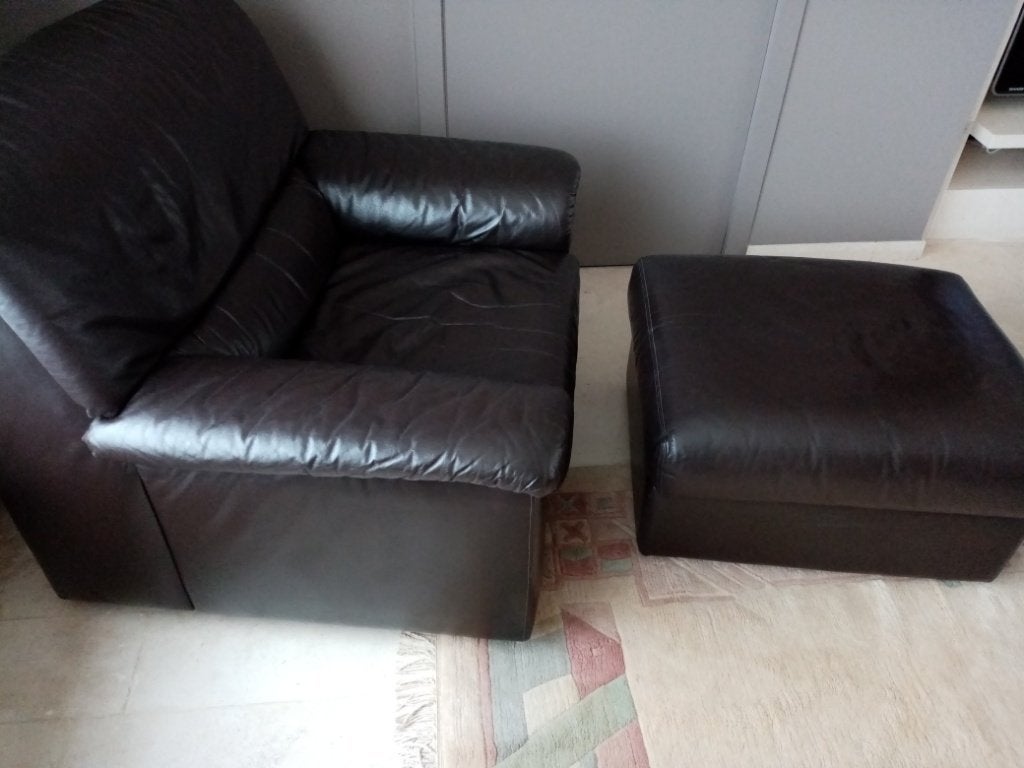 leder zetel (1-zit) en poef, Ophalen, Gebruikt, Leer