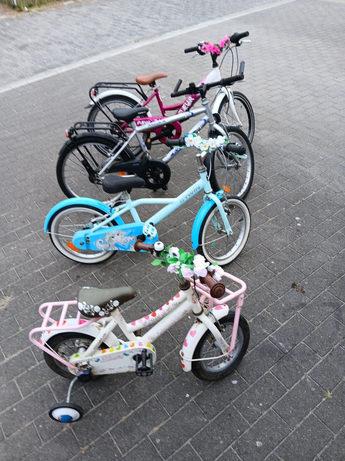 KINDERFIETSJES 12"/16" en 20 inch vanaf 25€, Ophalen