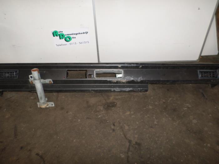 Dashboard van een Volkswagen Transporter (Transporter 79-), Gebruikt, -, -, Ophalen of Verzenden