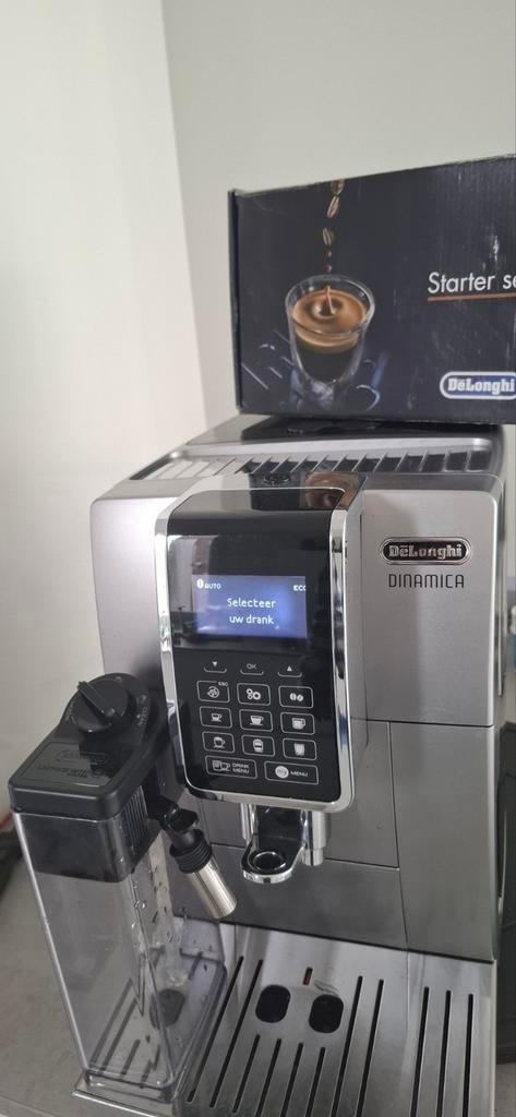 Delonghi Dinamica koffiemachine + melkfuncties + Garantie, Espresso apparaat, 10 kopjes of meer, Ophalen of Verzenden, Afneembaar waterreservoir
