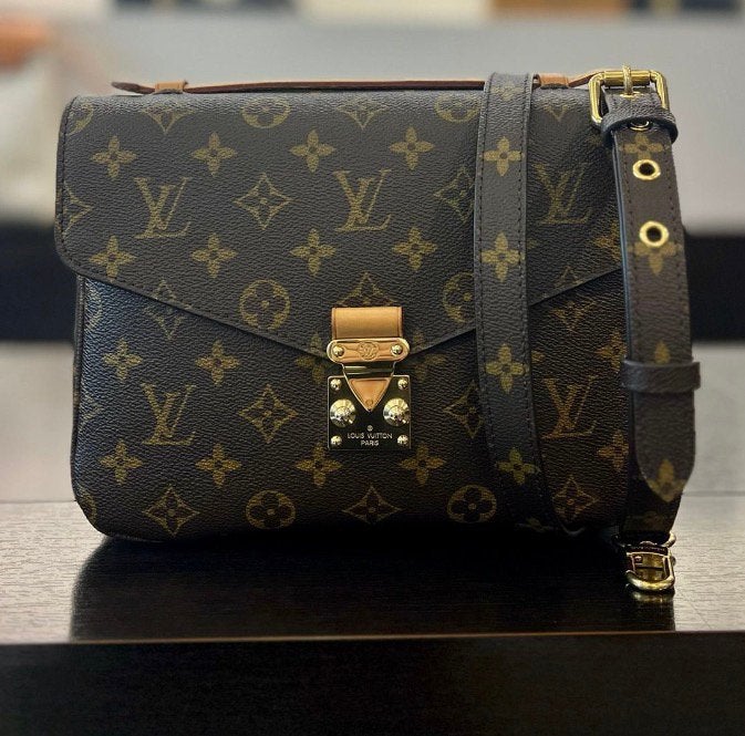 Louis Vuitton Pochette Métis, Ophalen of Verzenden, Zo goed als nieuw