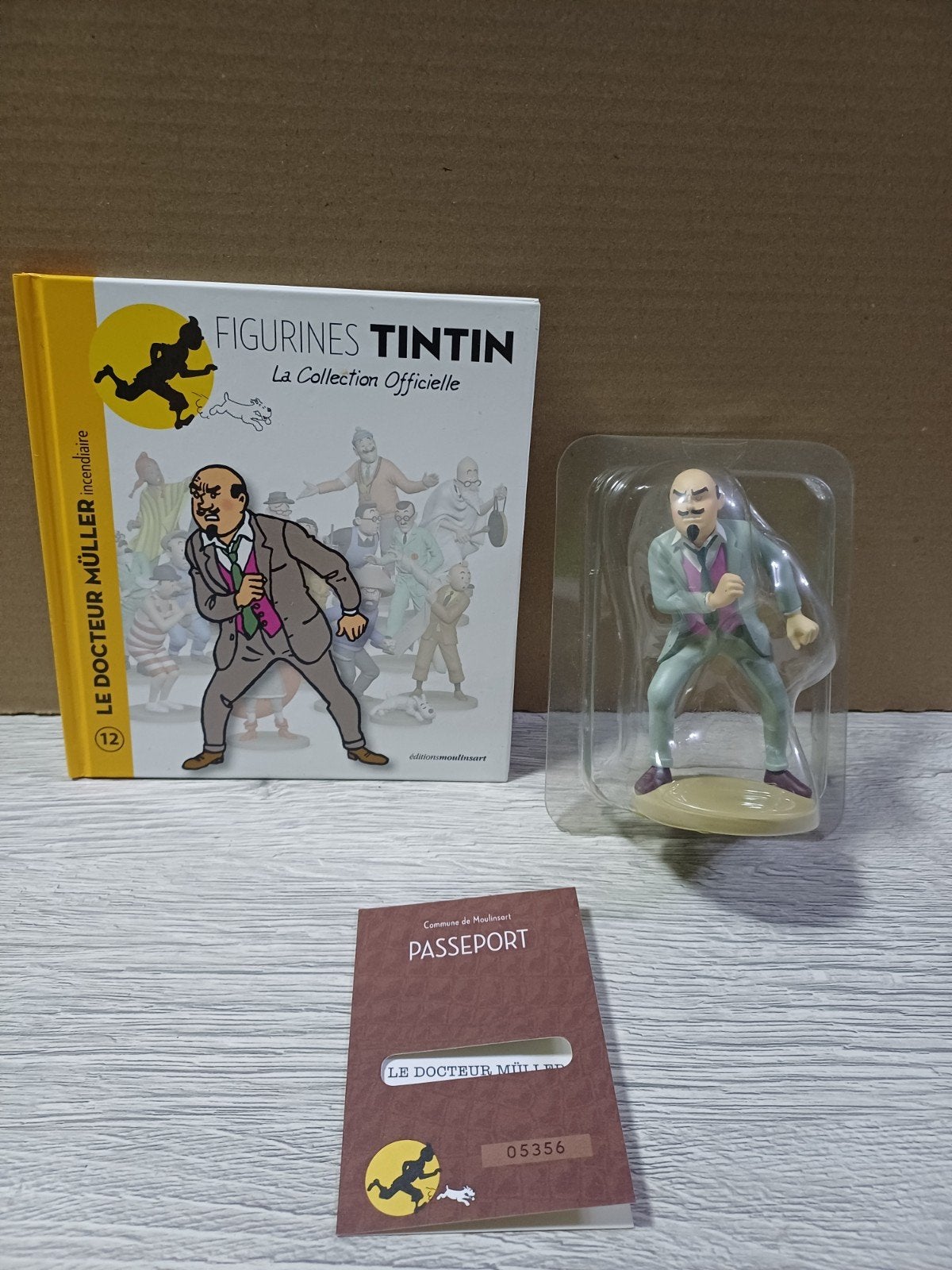 Figurine Docteur Muller 12 Tintin, Collections, Enlèvement ou Envoi, Tintin, Comme neuf, Statue ou Figurine
