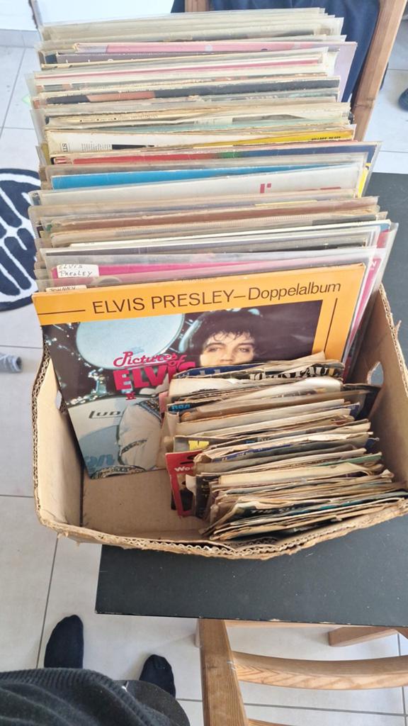 Groot lot LP's en singles, Enlèvement