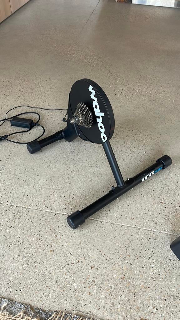 Wahoo Kickr core fietstrainer, Fietsen en Brommers, Ophalen of Verzenden, Zo goed als nieuw