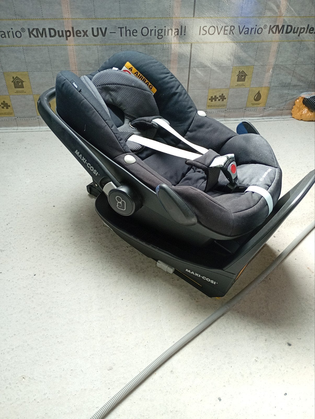 Maxi Cosi Pebble & IsoFix, Kinderen en Baby's, Autostoeltjes, Zo goed als nieuw, Isofix, Maxi-Cosi, Ophalen
