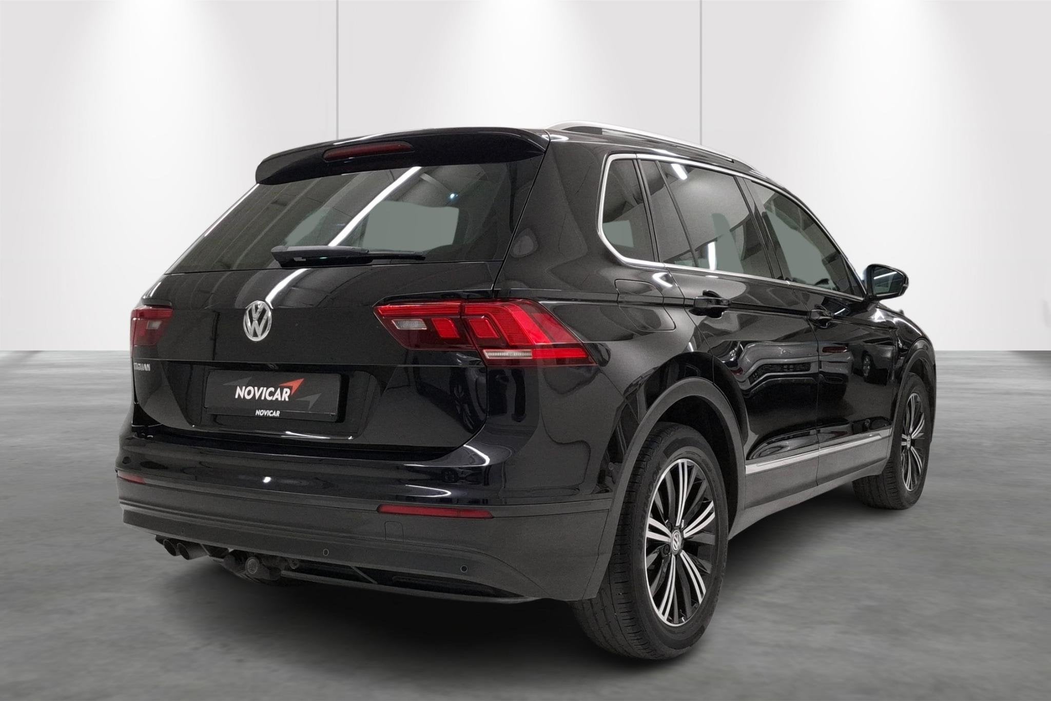 Volkswagen Tiguan 1.4 TSI 92kW Trendline + LEDER - GPS - CRU, Autos, https://public.car-pass.be/vhr/1e20e35a-bffd-4988-9d61-210a0ea9adc5