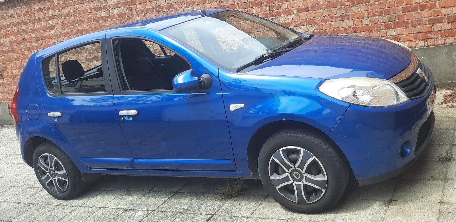DACIA SANDERO 1.2 ESSENCE 2010 135000KM PAS D AIR-CO, Autos, Mazda, Achat, Boîte manuelle, 5 portes, 5 places