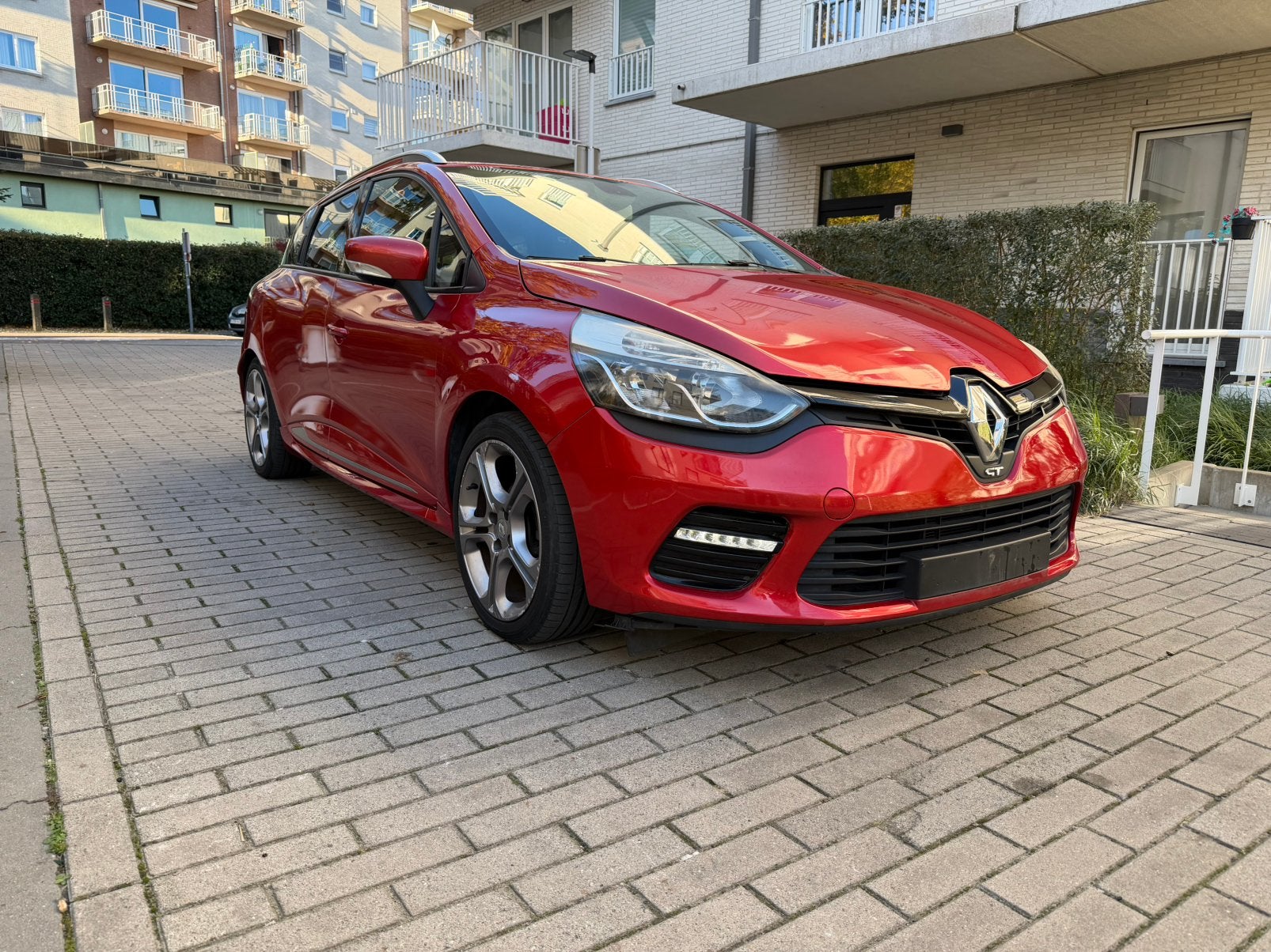 Clio 1.2 essence 88 kw, Autos, Achat, Entreprise, Vitres électriques, Automatique
