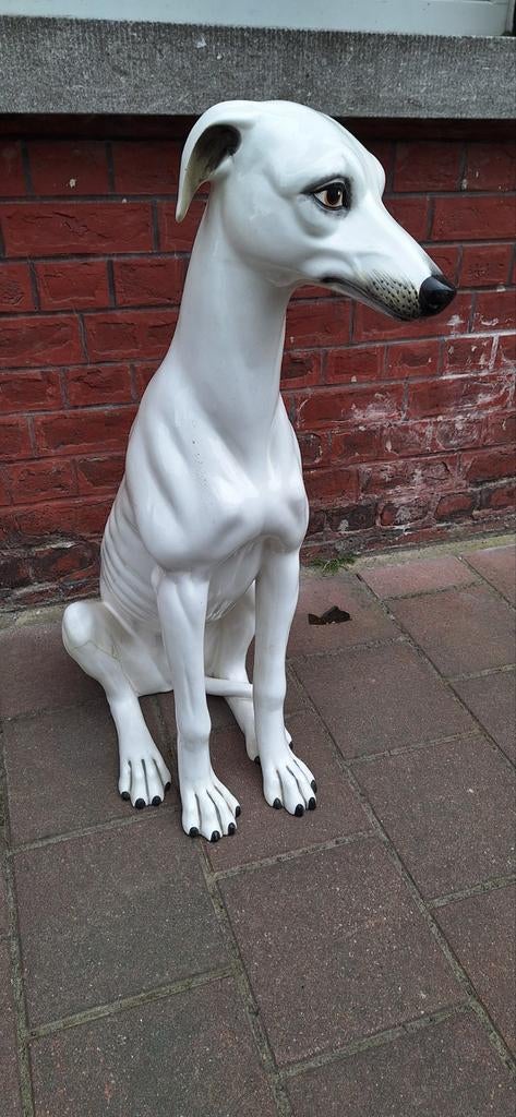 Splendide chien céramique a restaurer