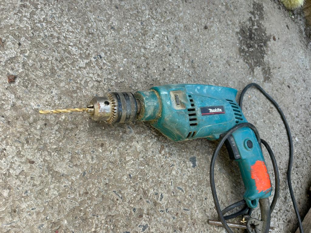 Gratis boormachine makita, Bricolage & Construction, Outillage | Foreuses, Enlèvement, Utilisé, Perceuse