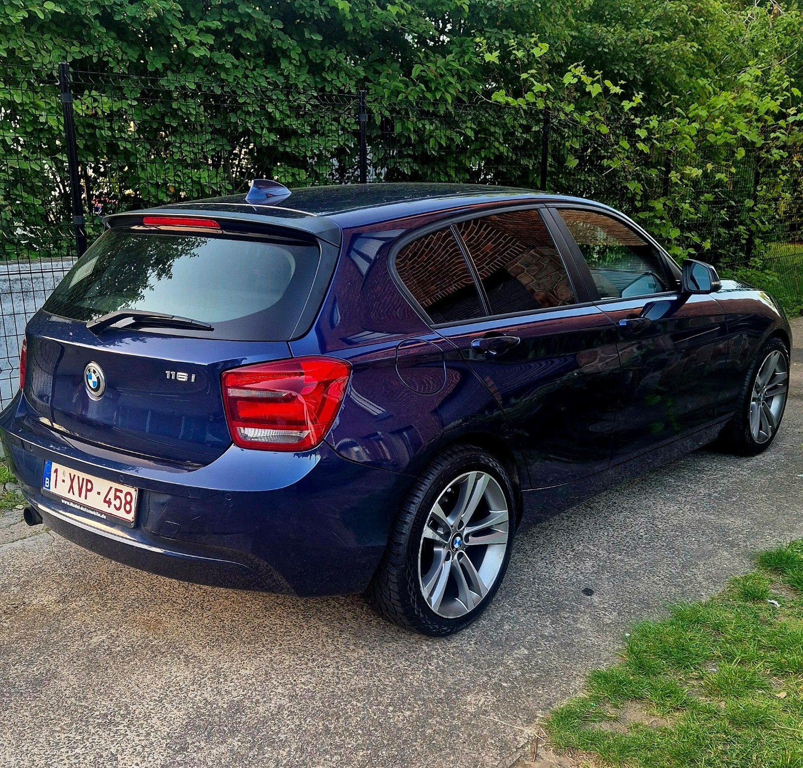 BMW 116 BENZINE AUTOMAAT EURO5, Automaat, Euro 5, 1 Reeks, Particulier