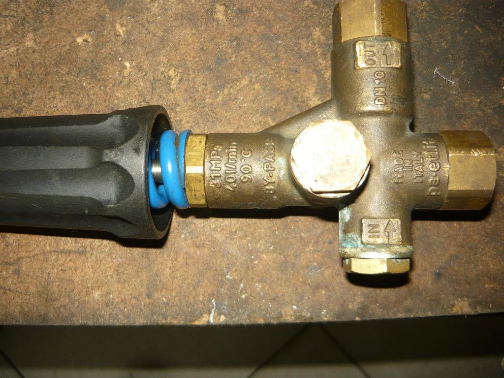 DRUKREGELAAR, Ophalen, Gebruikt, Met regelbare waterdruk