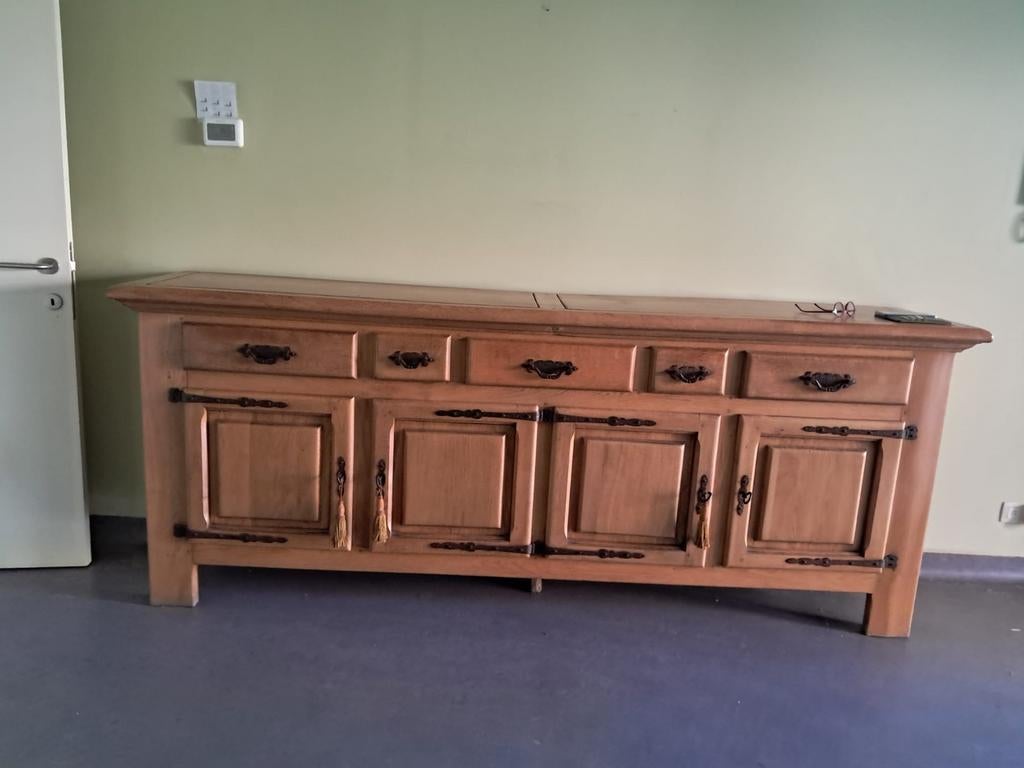 Dressoir volle eik, Huis en Inrichting, Kasten | Dressoirs, Ophalen