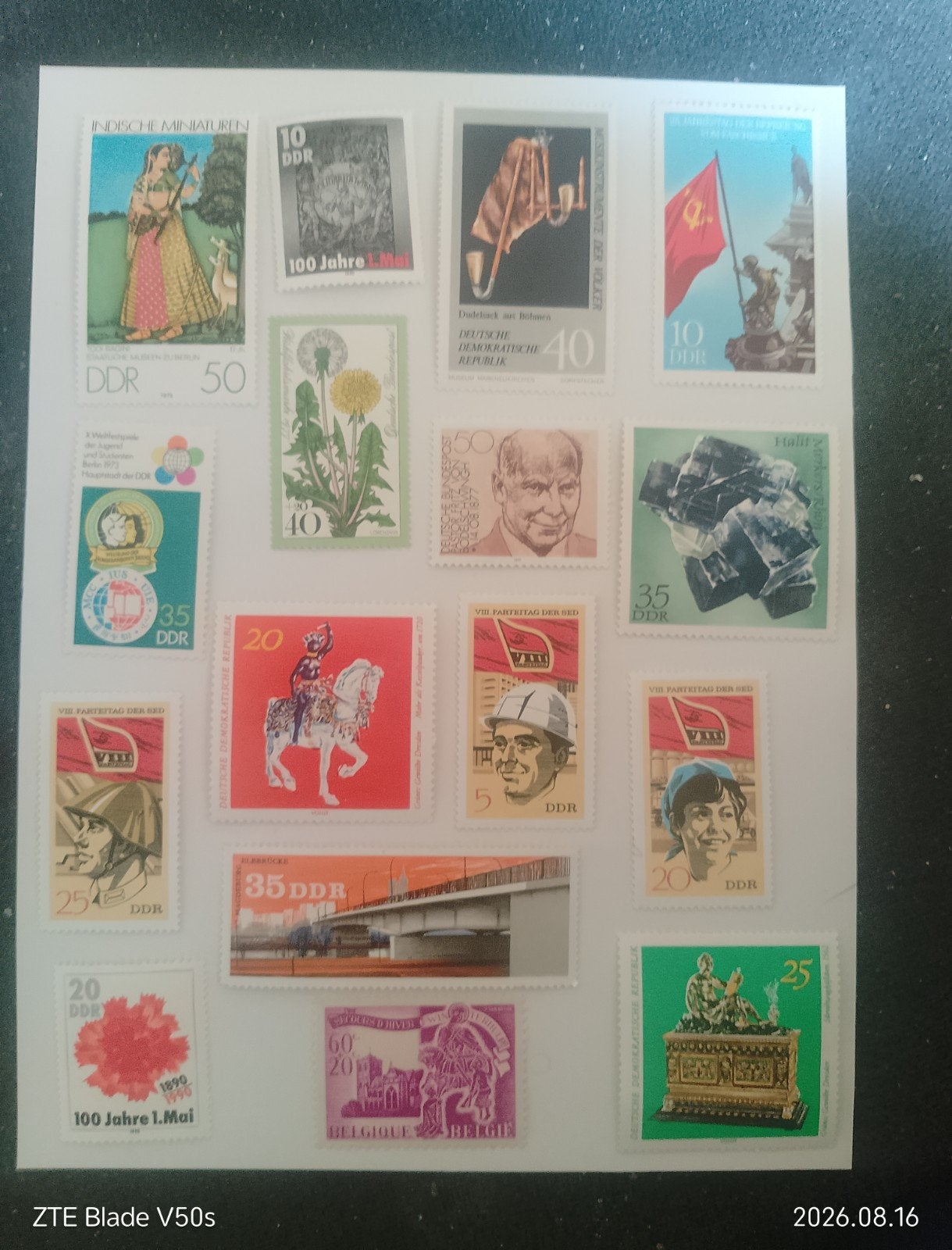 16 postzegels history, Ophalen of Verzenden