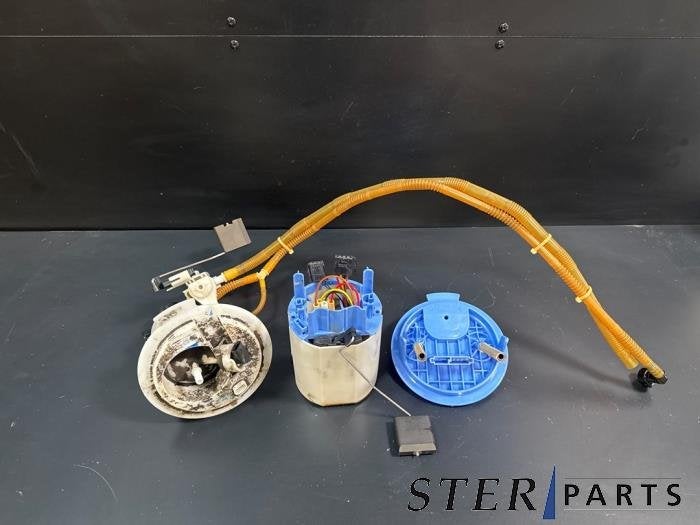 Pompe carburant électrique d'un Mercedes CLS-Klasse, 3 mois de garantie, Utilisé, -, -